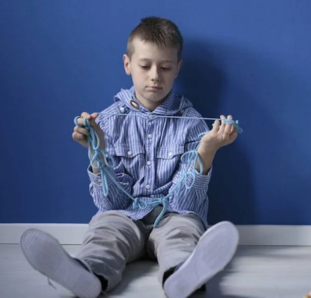 اختلال طیف اوتیسم یا درخودماندگی چیست؟